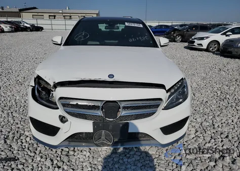 2015 Mercedes-Benz C 300 4Matic из США, поврежденный, VIN 55SWF4KB0FU087406